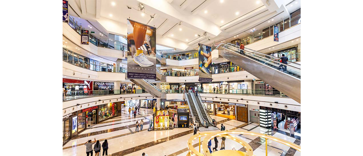 Interiors of DLF Mall of India, Noida